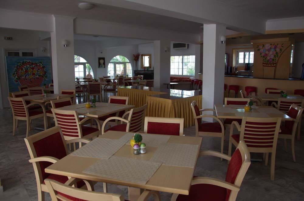 Olympion Melathron Hotel Платамонас Екстериор снимка